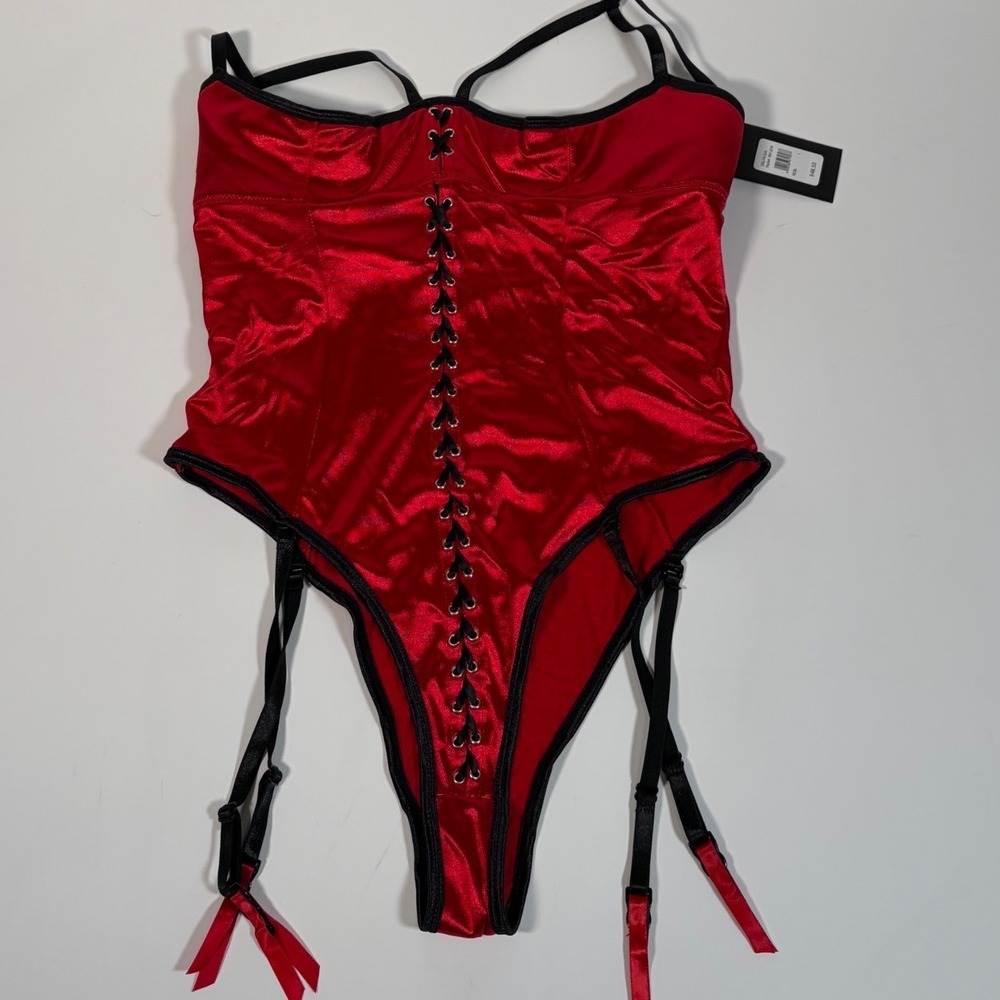 NWT Fredericks Hollywood Teddy L Red Satin Lace Up Garter Thong Bodysuit Y2K